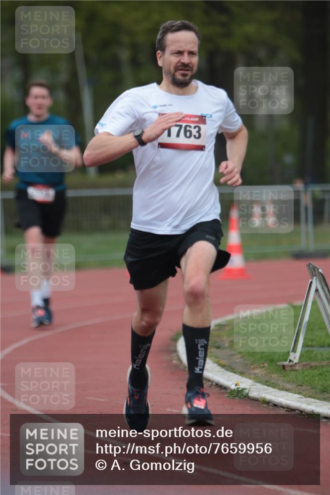 13.04.2025 - Hammer Lauf A. Gomolzig http://msf.ph/oto/7659956 13.04.2025 10:31:55 Ziel 214, 518, 1318, 1763 meine-sportfotos.de