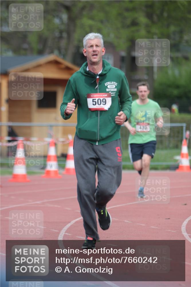 13.04.2025 - Hammer Lauf A. Gomolzig http://msf.ph/oto/7660242 13.04.2025 10:35:19 Ziel 430, 509 meine-sportfotos.de