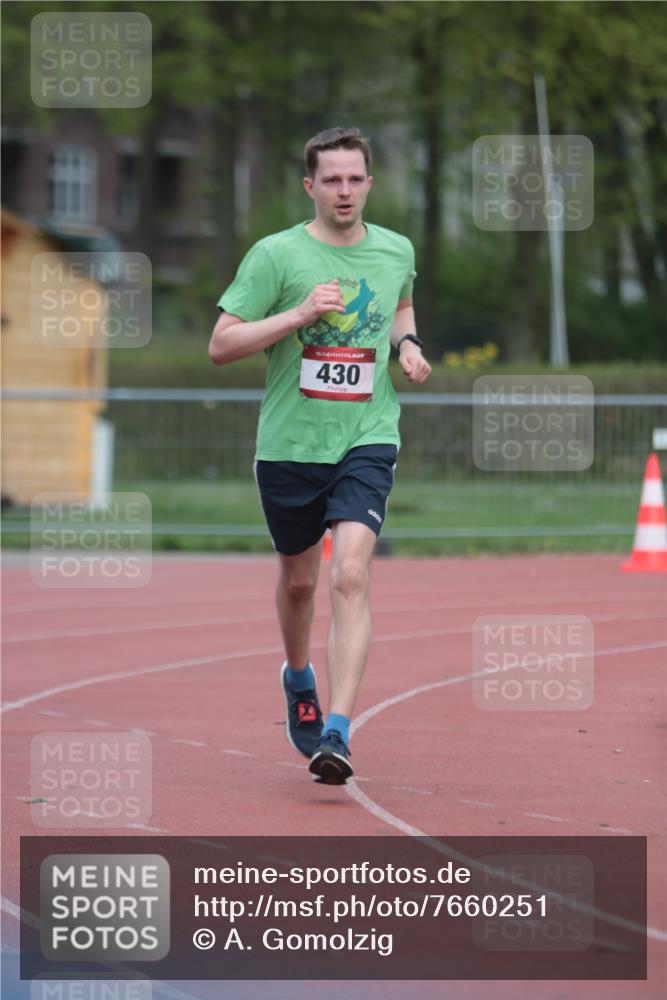 13.04.2025 - Hammer Lauf A. Gomolzig http://msf.ph/oto/7660251 13.04.2025 10:35:22 Ziel 430 meine-sportfotos.de