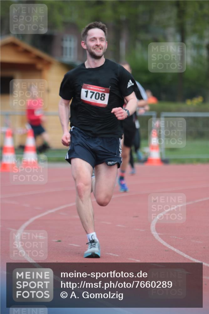 13.04.2025 - Hammer Lauf A. Gomolzig http://msf.ph/oto/7660289 13.04.2025 10:35:55 Ziel 792, 1106, 1708, 1961 meine-sportfotos.de
