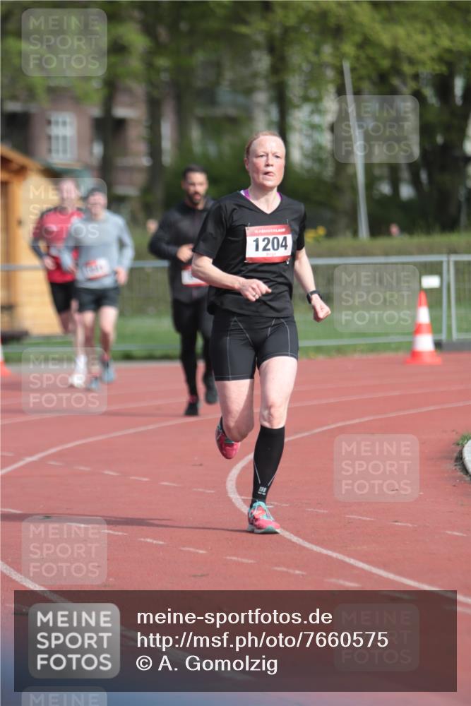 13.04.2025 - Hammer Lauf A. Gomolzig http://msf.ph/oto/7660575 13.04.2025 10:38:45 Ziel 286, 497, 575, 1041, 1204 meine-sportfotos.de