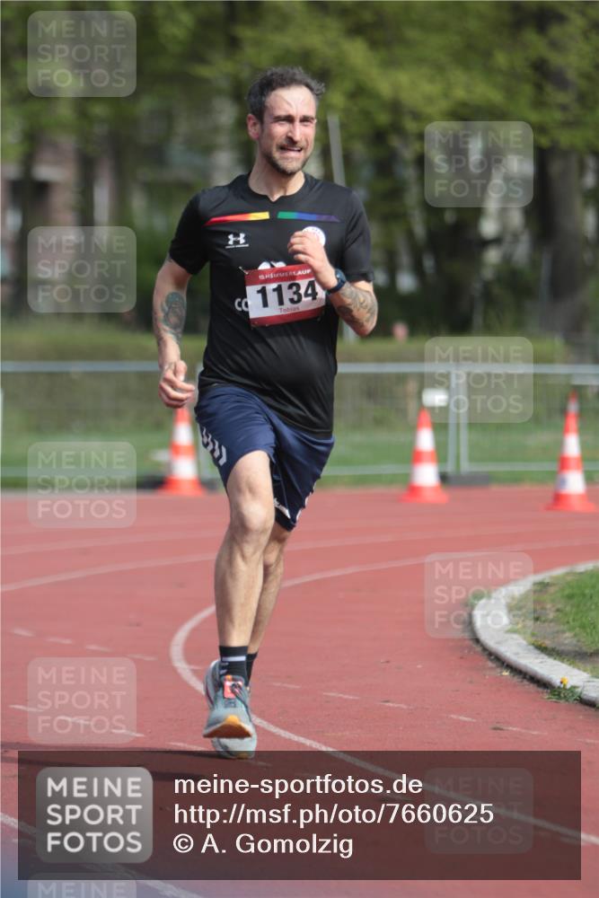 13.04.2025 - Hammer Lauf A. Gomolzig http://msf.ph/oto/7660625 13.04.2025 10:39:03 Ziel 207, 1134 meine-sportfotos.de