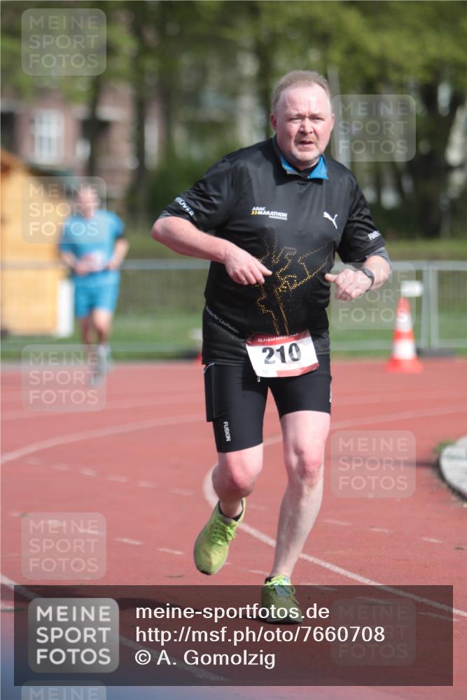 13.04.2025 - Hammer Lauf A. Gomolzig http://msf.ph/oto/7660708 13.04.2025 10:39:46 Ziel 210, 1351, 1938 meine-sportfotos.de