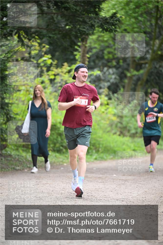 13.04.2025 - Hammer Lauf Dr. Thomas Lammeyer http://msf.ph/oto/7661719 13.04.2025 11:27:25 Laufen 1, 1804 meine-sportfotos.de