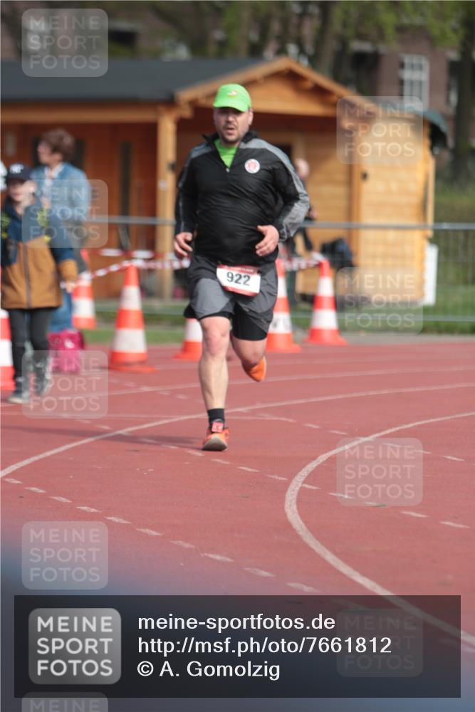 13.04.2025 - Hammer Lauf A. Gomolzig http://msf.ph/oto/7661812 13.04.2025 10:52:11 Ziel 922 meine-sportfotos.de