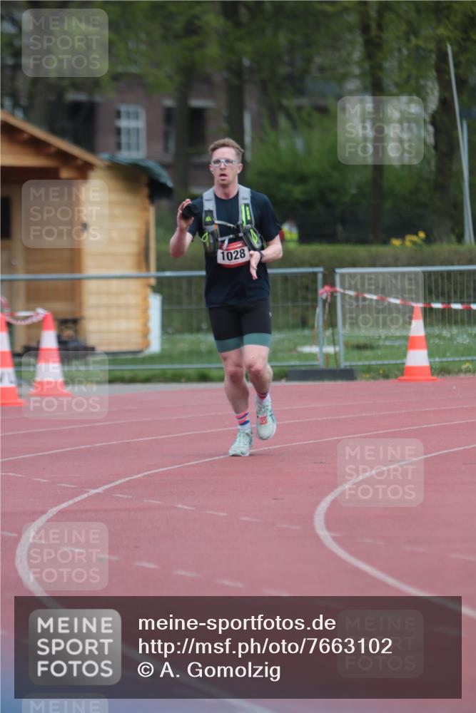 13.04.2025 - Hammer Lauf A. Gomolzig http://msf.ph/oto/7663102 13.04.2025 11:28:20 Ziel 1028 meine-sportfotos.de