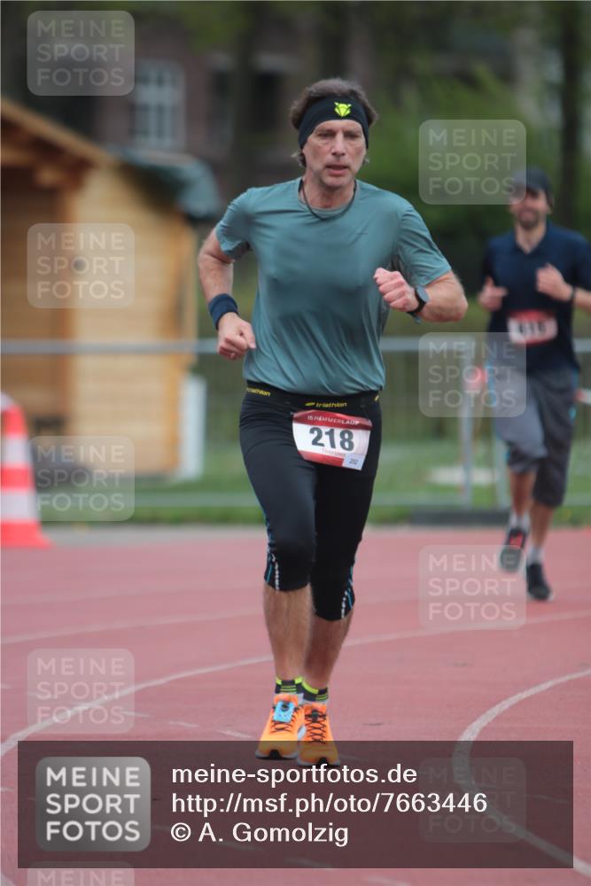 13.04.2025 - Hammer Lauf A. Gomolzig http://msf.ph/oto/7663446 13.04.2025 11:32:31 Ziel 218, 615, 1772 meine-sportfotos.de