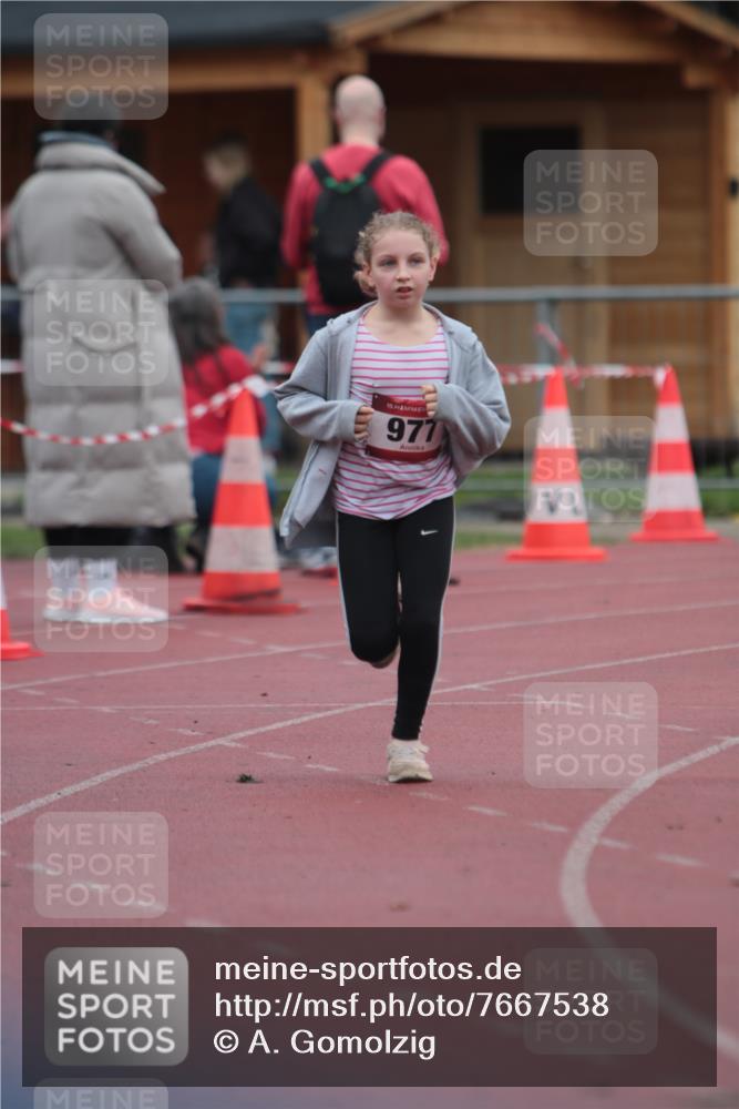 13.04.2025 - Hammer Lauf A. Gomolzig http://msf.ph/oto/7667538 13.04.2025 13:03:45 Ziel 174, 977 meine-sportfotos.de