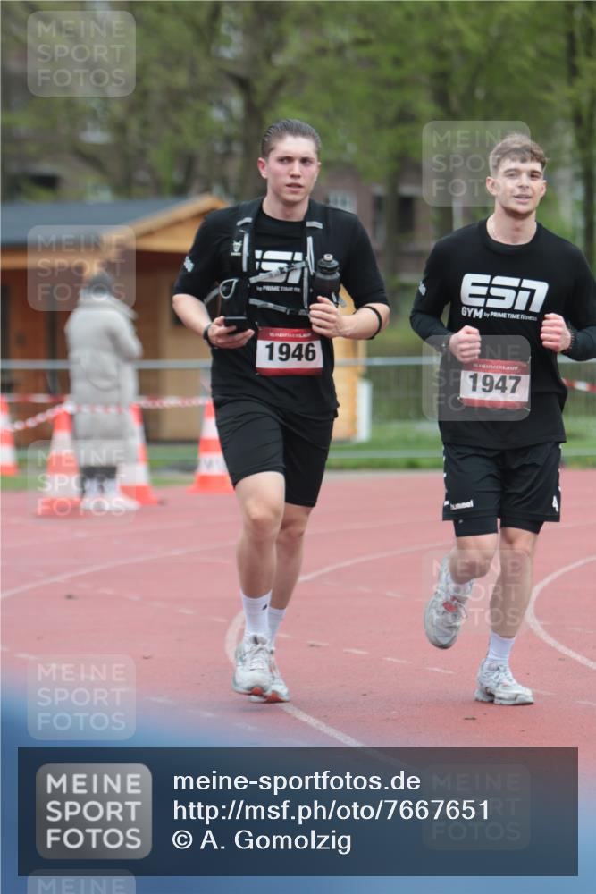 13.04.2025 - Hammer Lauf A. Gomolzig http://msf.ph/oto/7667651 13.04.2025 13:08:51 Ziel 1946, 1947 meine-sportfotos.de