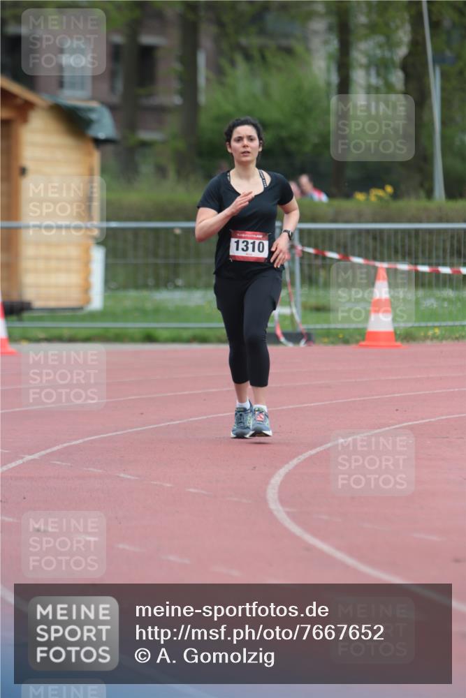 13.04.2025 - Hammer Lauf A. Gomolzig http://msf.ph/oto/7667652 13.04.2025 13:09:24 Ziel 1310 meine-sportfotos.de
