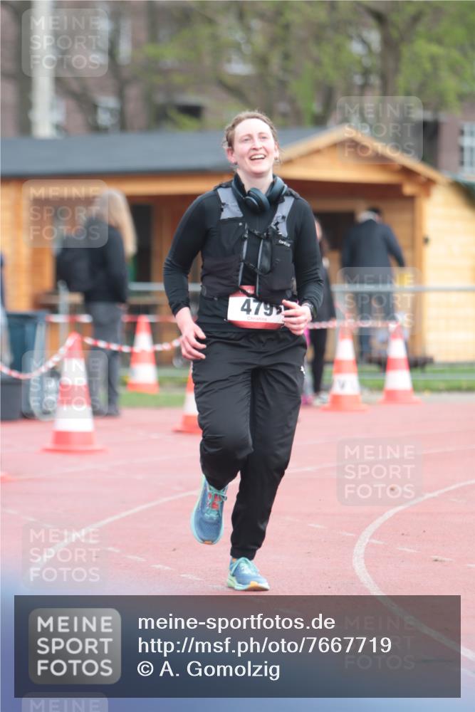 13.04.2025 - Hammer Lauf A. Gomolzig http://msf.ph/oto/7667719 13.04.2025 13:13:47 Ziel 479 meine-sportfotos.de