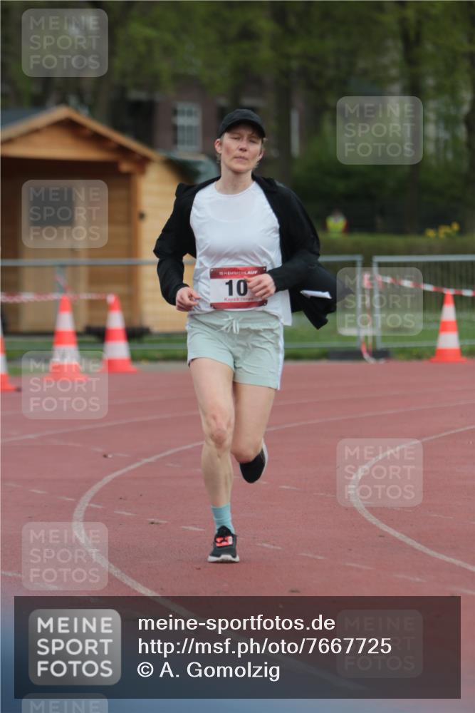 13.04.2025 - Hammer Lauf A. Gomolzig http://msf.ph/oto/7667725 13.04.2025 13:14:20 Ziel 10 meine-sportfotos.de