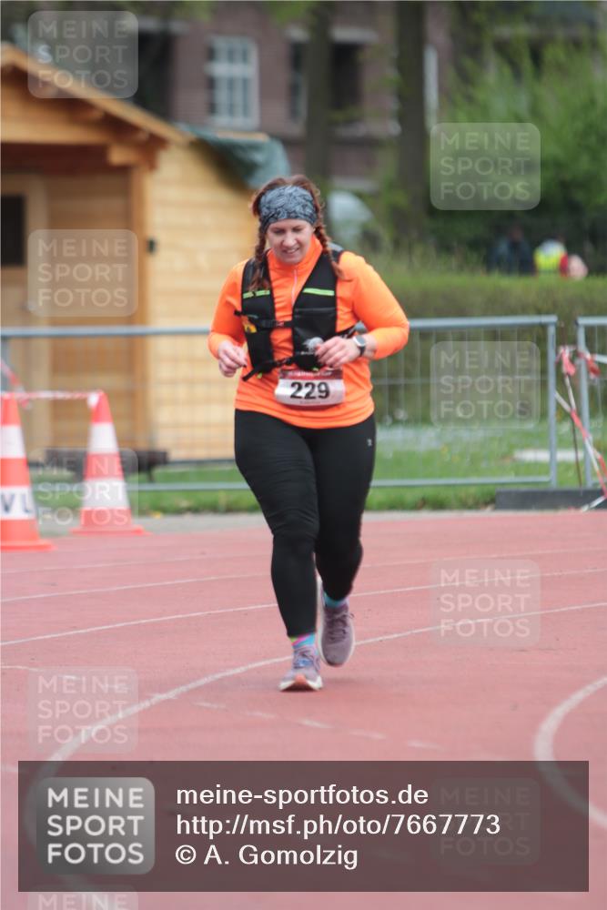 13.04.2025 - Hammer Lauf A. Gomolzig http://msf.ph/oto/7667773 13.04.2025 13:16:15 Ziel 229 meine-sportfotos.de