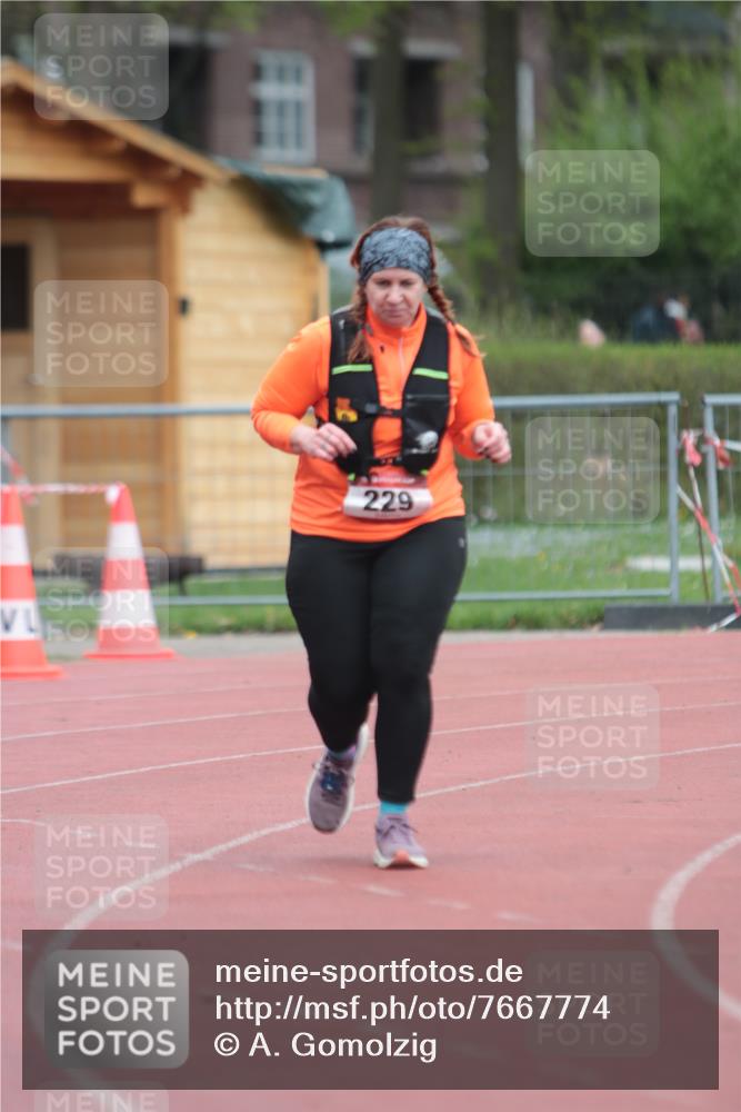 13.04.2025 - Hammer Lauf A. Gomolzig http://msf.ph/oto/7667774 13.04.2025 13:16:16 Ziel 229 meine-sportfotos.de
