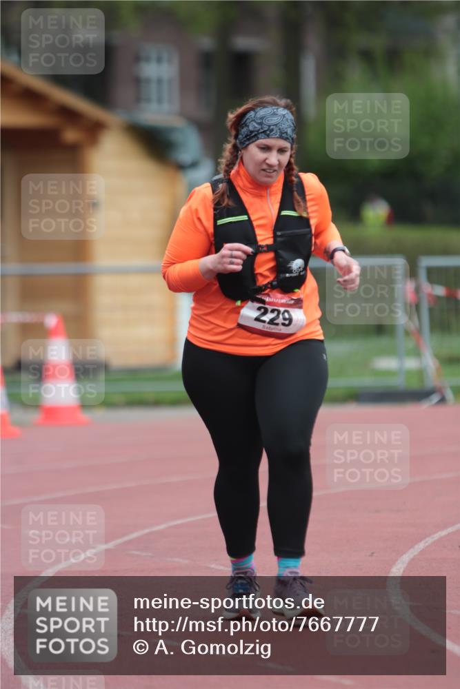 13.04.2025 - Hammer Lauf A. Gomolzig http://msf.ph/oto/7667777 13.04.2025 13:16:18 Ziel 229 meine-sportfotos.de