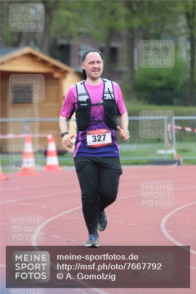 13.04.2025 - Hammer Lauf A. Gomolzig http://msf.ph/oto/7667792 13.04.2025 13:18:15 Ziel 271, 327 meine-sportfotos.de