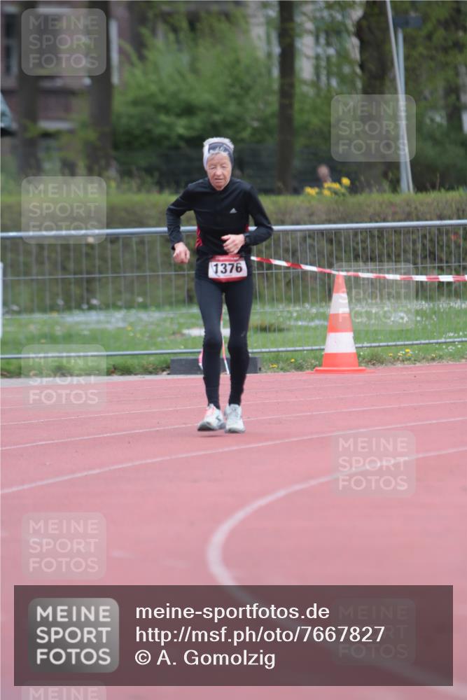 13.04.2025 - Hammer Lauf A. Gomolzig http://msf.ph/oto/7667827 13.04.2025 13:20:15 Ziel 3, 1376 meine-sportfotos.de