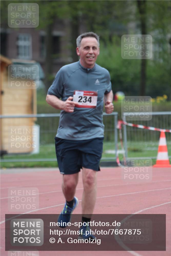 13.04.2025 - Hammer Lauf A. Gomolzig http://msf.ph/oto/7667875 13.04.2025 13:25:24 Ziel 234 meine-sportfotos.de