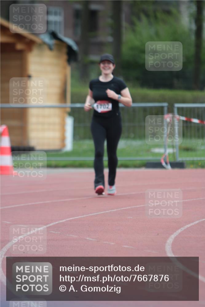 13.04.2025 - Hammer Lauf A. Gomolzig http://msf.ph/oto/7667876 13.04.2025 13:26:14 Ziel 1702 meine-sportfotos.de