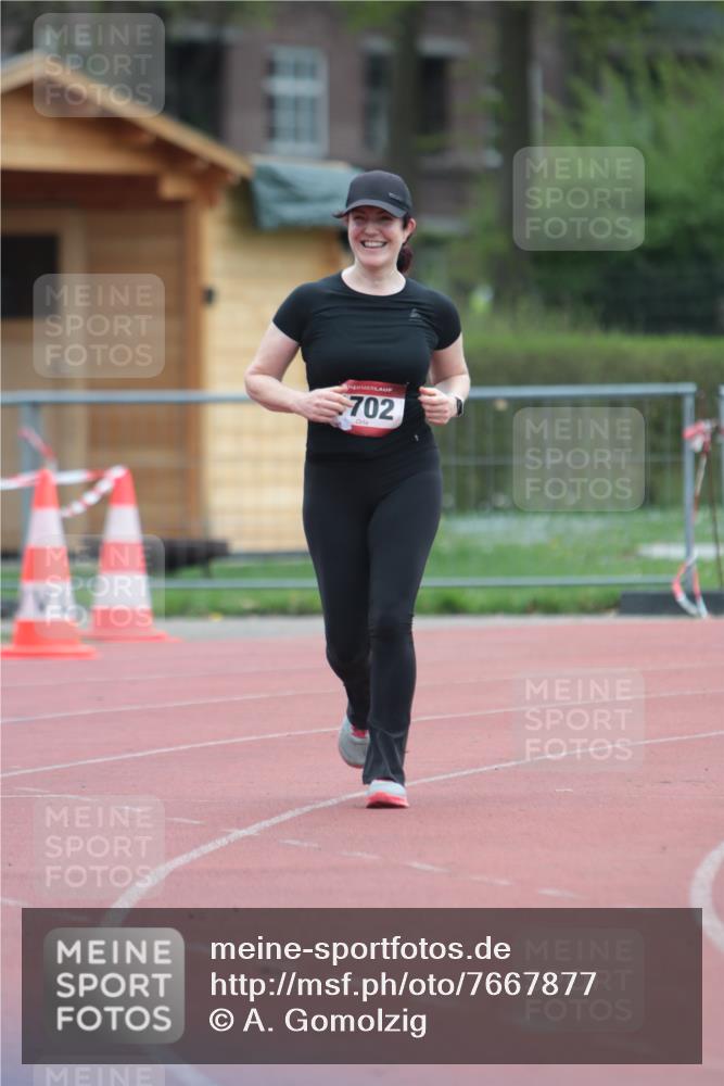 13.04.2025 - Hammer Lauf A. Gomolzig http://msf.ph/oto/7667877 13.04.2025 13:26:16 Ziel 1702 meine-sportfotos.de