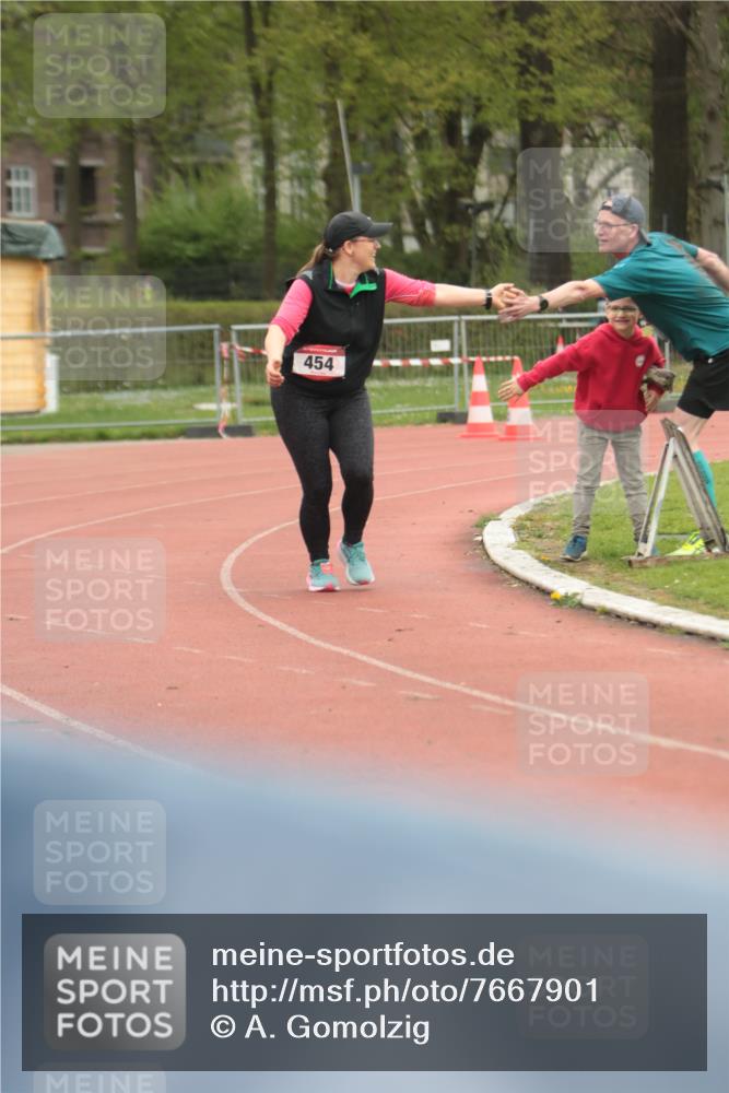 13.04.2025 - Hammer Lauf A. Gomolzig http://msf.ph/oto/7667901 13.04.2025 13:27:54 Ziel 454 meine-sportfotos.de