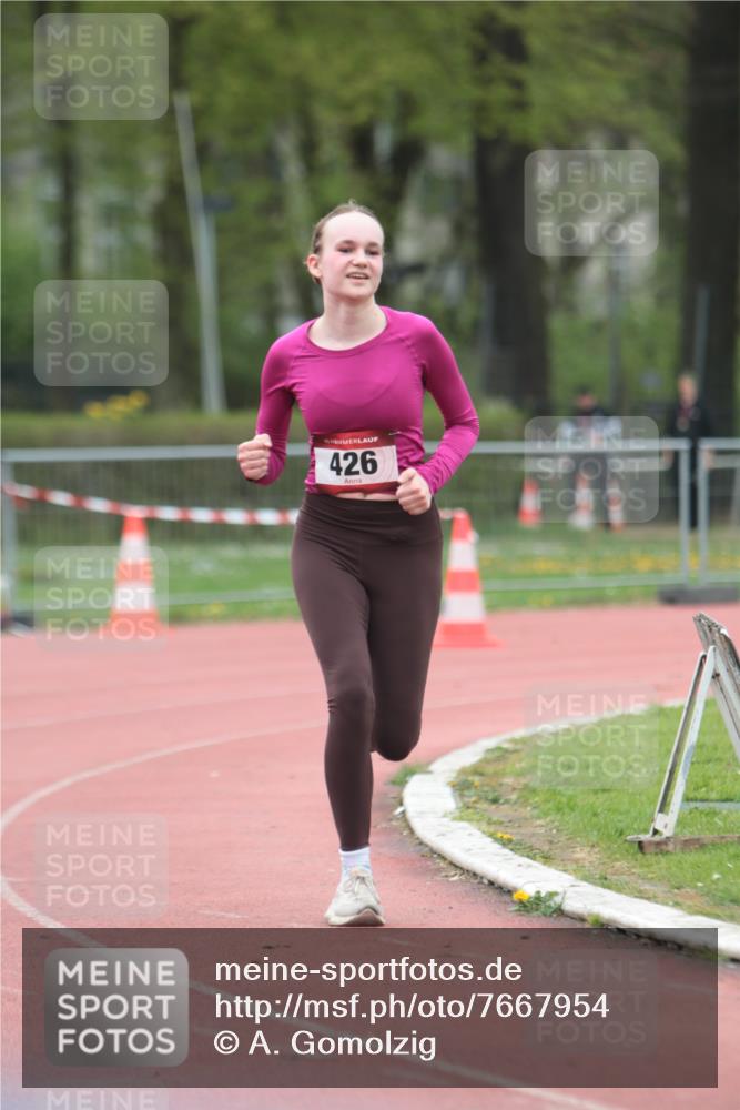13.04.2025 - Hammer Lauf A. Gomolzig http://msf.ph/oto/7667954 13.04.2025 13:34:12 Ziel 426 meine-sportfotos.de