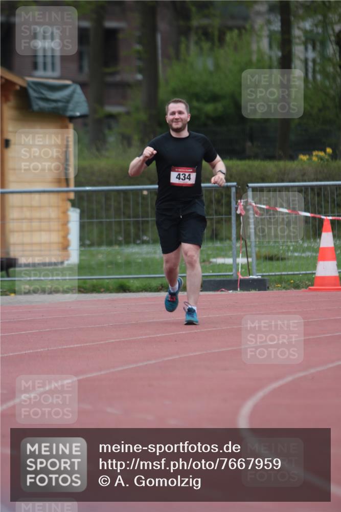 13.04.2025 - Hammer Lauf A. Gomolzig http://msf.ph/oto/7667959 13.04.2025 13:38:33 Ziel  meine-sportfotos.de
