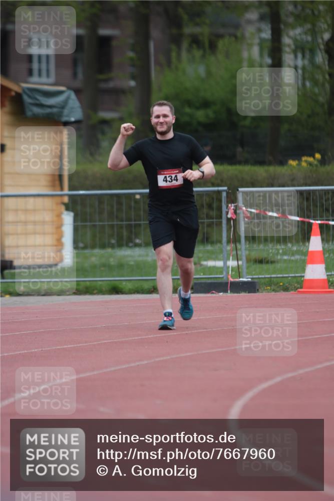 13.04.2025 - Hammer Lauf A. Gomolzig http://msf.ph/oto/7667960 13.04.2025 13:38:33 Ziel  meine-sportfotos.de