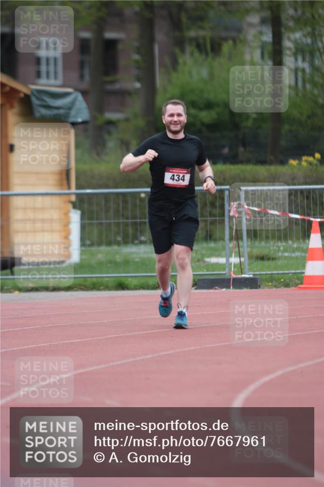 13.04.2025 - Hammer Lauf A. Gomolzig http://msf.ph/oto/7667961 13.04.2025 13:38:34 Ziel 434 meine-sportfotos.de