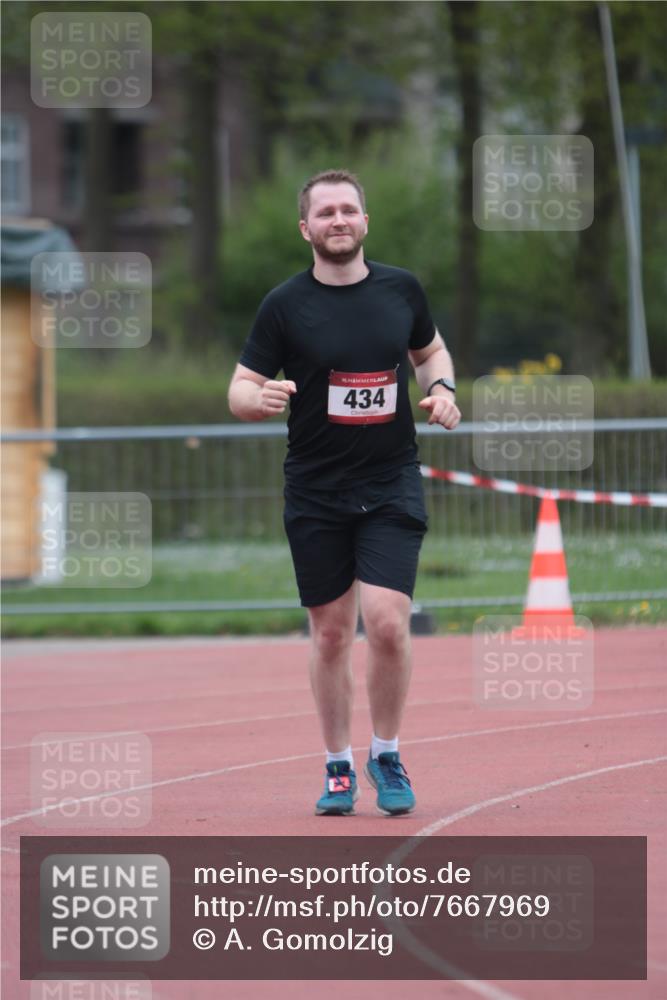 13.04.2025 - Hammer Lauf A. Gomolzig http://msf.ph/oto/7667969 13.04.2025 13:38:37 Ziel 434 meine-sportfotos.de