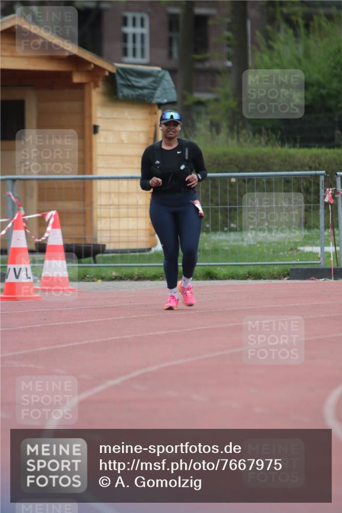 13.04.2025 - Hammer Lauf A. Gomolzig http://msf.ph/oto/7667975 13.04.2025 13:43:20 Ziel  meine-sportfotos.de
