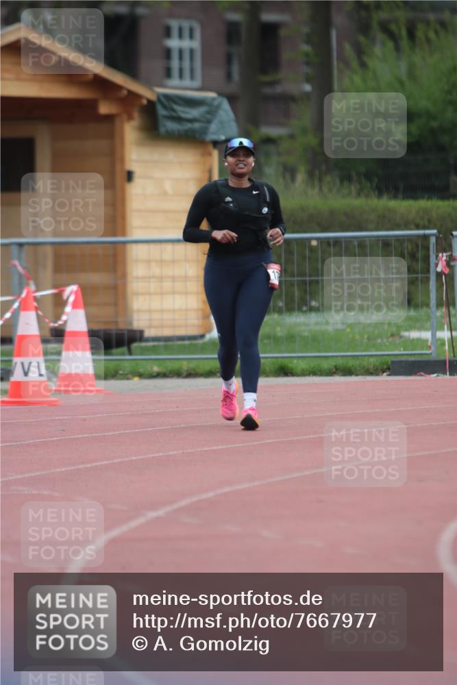 13.04.2025 - Hammer Lauf A. Gomolzig http://msf.ph/oto/7667977 13.04.2025 13:43:21 Ziel  meine-sportfotos.de