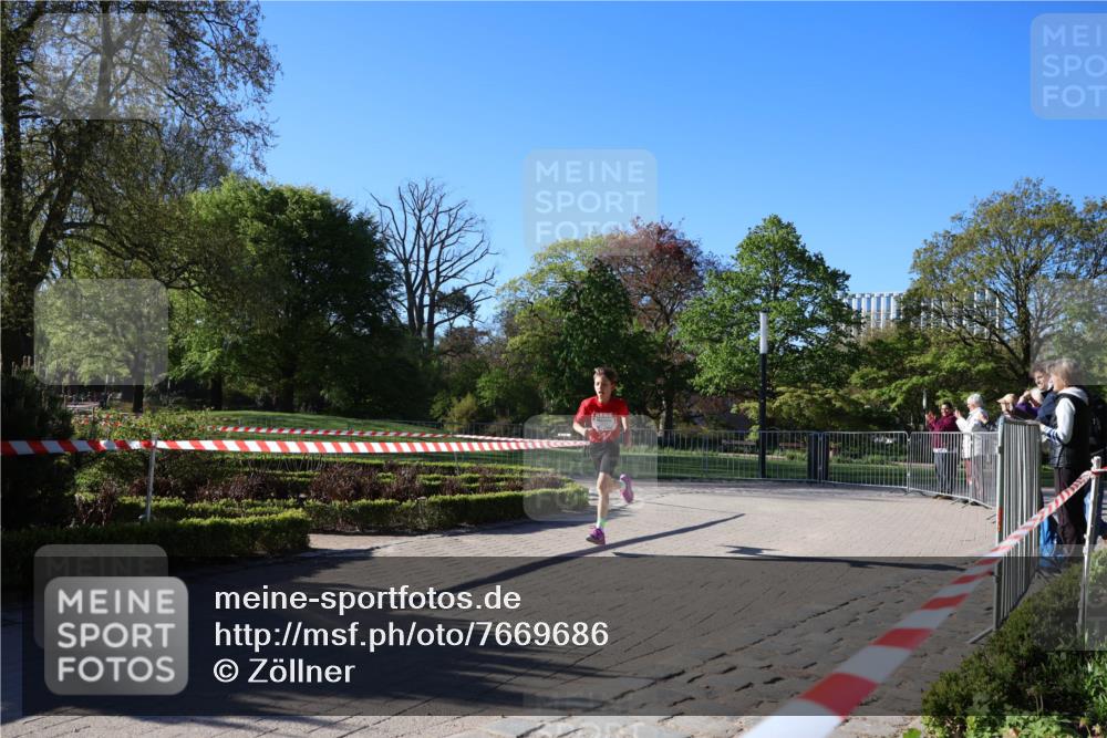 25.04.2025 - Das Zehntel Zöllner http://msf.ph/oto/7669686 26.04.2025 07:39:16 Laufen  meine-sportfotos.de