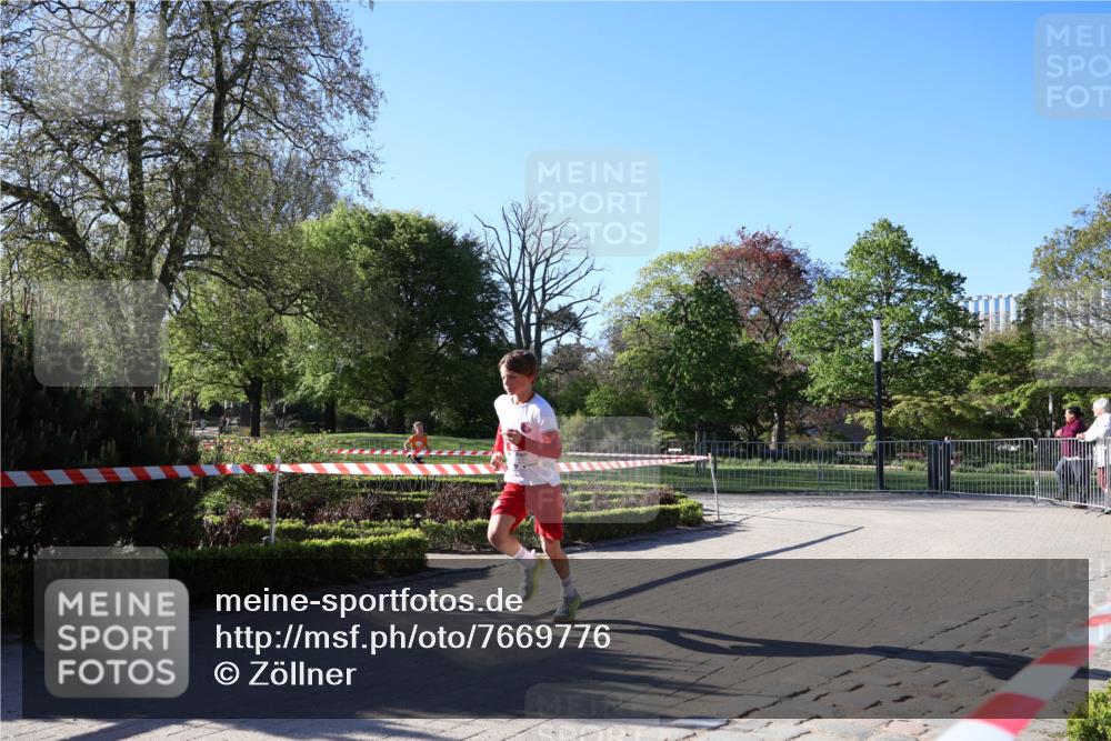 25.04.2025 - Das Zehntel Zöllner http://msf.ph/oto/7669776 26.04.2025 07:39:35 Laufen  meine-sportfotos.de