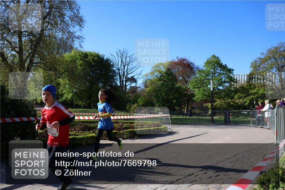 25.04.2025 - Das Zehntel Zöllner http://msf.ph/oto/7669798 26.04.2025 07:39:45 Laufen 929 meine-sportfotos.de