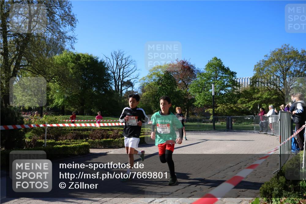 25.04.2025 - Das Zehntel Zöllner http://msf.ph/oto/7669801 26.04.2025 07:39:50 Laufen  meine-sportfotos.de