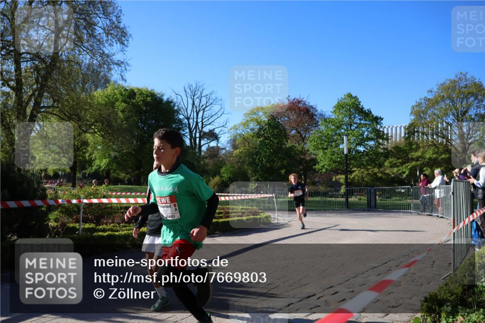 25.04.2025 - Das Zehntel Zöllner http://msf.ph/oto/7669803 26.04.2025 07:39:50 Laufen 452 meine-sportfotos.de