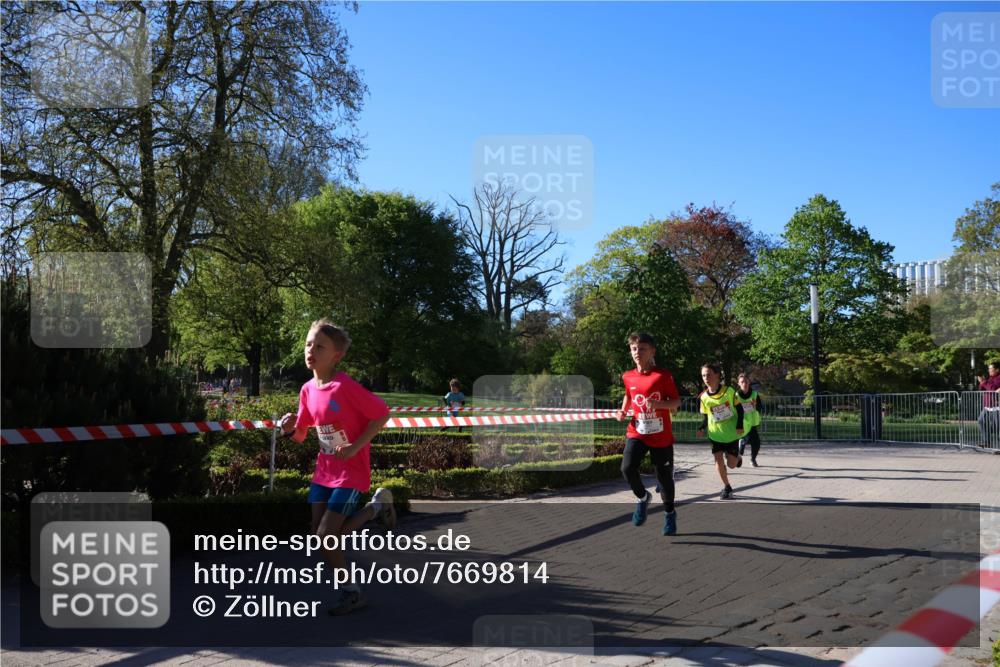 25.04.2025 - Das Zehntel Zöllner http://msf.ph/oto/7669814 26.04.2025 07:39:54 Laufen  meine-sportfotos.de