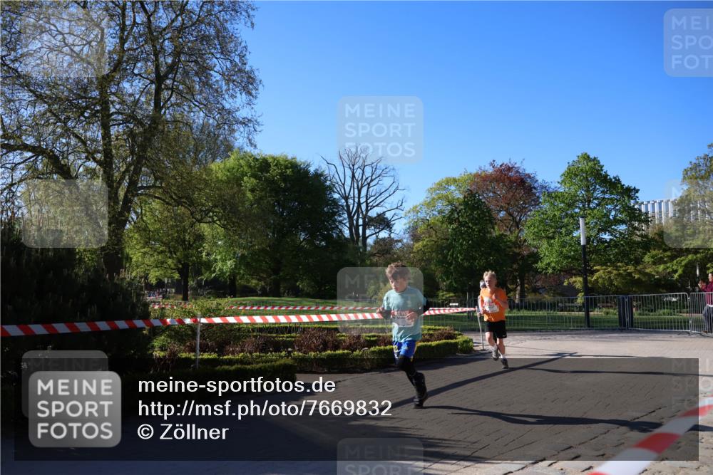 25.04.2025 - Das Zehntel Zöllner http://msf.ph/oto/7669832 26.04.2025 07:39:58 Laufen  meine-sportfotos.de