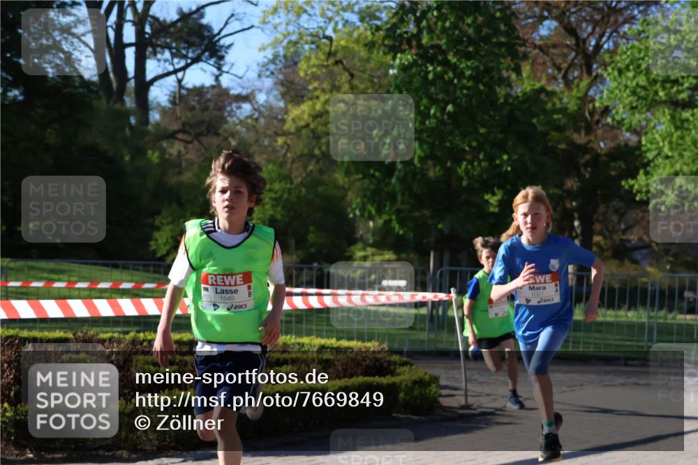 25.04.2025 - Das Zehntel Zöllner http://msf.ph/oto/7669849 26.04.2025 07:40:07 Laufen 1549, 2021 meine-sportfotos.de