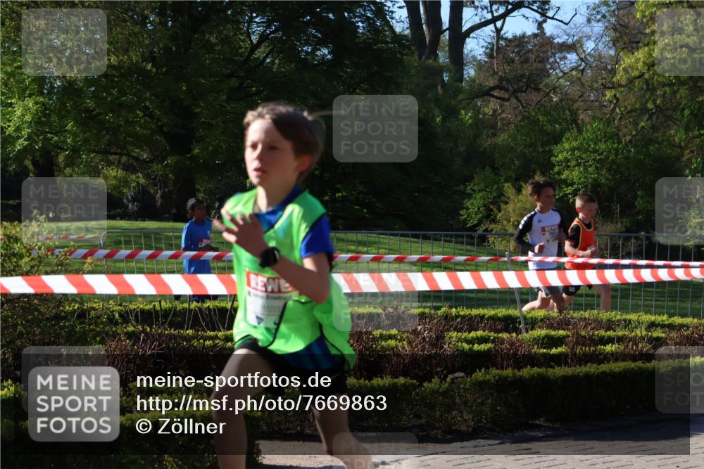 25.04.2025 - Das Zehntel Zöllner http://msf.ph/oto/7669863 26.04.2025 07:40:09 Laufen  meine-sportfotos.de