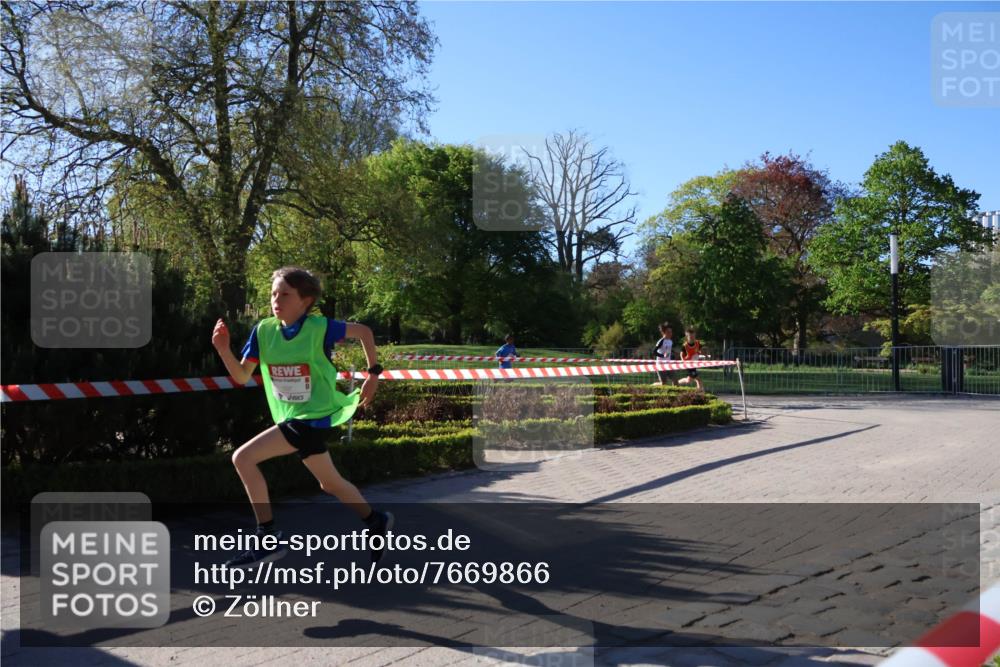 25.04.2025 - Das Zehntel Zöllner http://msf.ph/oto/7669866 26.04.2025 07:40:10 Laufen  meine-sportfotos.de
