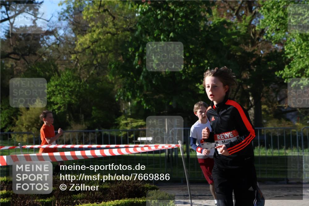 25.04.2025 - Das Zehntel Zöllner http://msf.ph/oto/7669886 26.04.2025 07:40:16 Laufen  meine-sportfotos.de