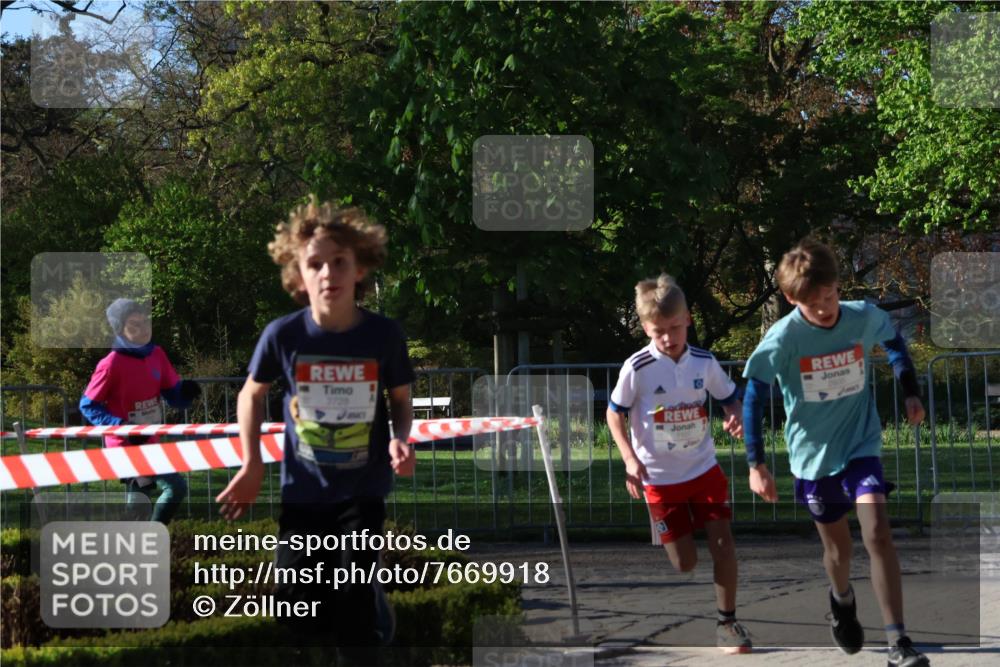25.04.2025 - Das Zehntel Zöllner http://msf.ph/oto/7669918 26.04.2025 07:40:23 Laufen 2728, 180 meine-sportfotos.de