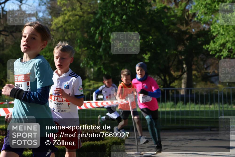 25.04.2025 - Das Zehntel Zöllner http://msf.ph/oto/7669927 26.04.2025 07:40:24 Laufen 1107 meine-sportfotos.de
