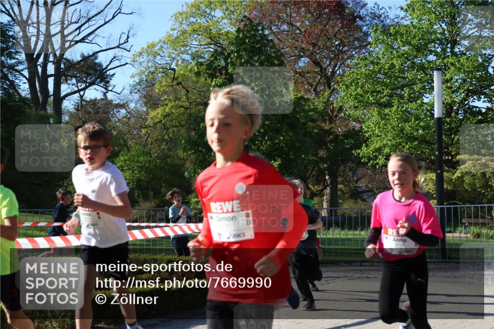25.04.2025 - Das Zehntel Zöllner http://msf.ph/oto/7669990 26.04.2025 07:40:36 Laufen  meine-sportfotos.de