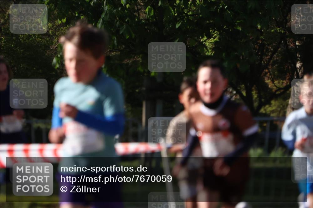 25.04.2025 - Das Zehntel Zöllner http://msf.ph/oto/7670059 26.04.2025 07:40:46 Laufen  meine-sportfotos.de
