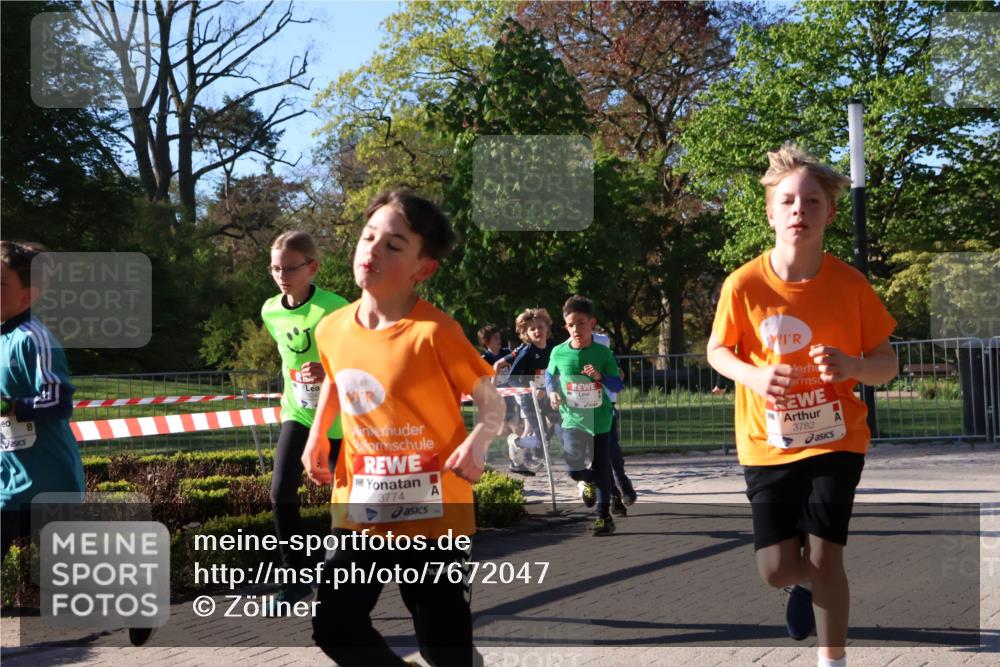 25.04.2025 - Das Zehntel Zöllner http://msf.ph/oto/7672047 26.04.2025 07:40:52 Laufen 3774, 3782 meine-sportfotos.de