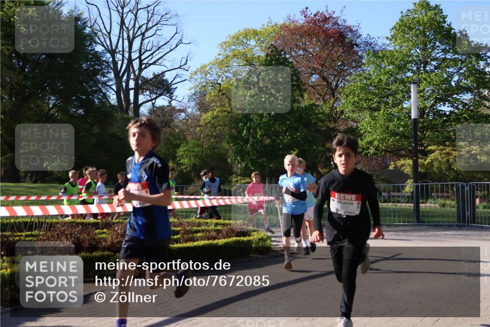 25.04.2025 - Das Zehntel Zöllner http://msf.ph/oto/7672085 26.04.2025 07:40:55 Laufen 2309 meine-sportfotos.de