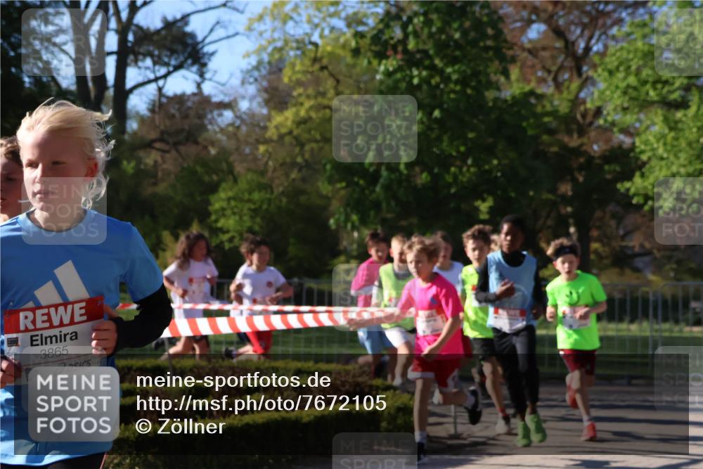 25.04.2025 - Das Zehntel Zöllner http://msf.ph/oto/7672105 26.04.2025 07:40:57 Laufen 3865 meine-sportfotos.de
